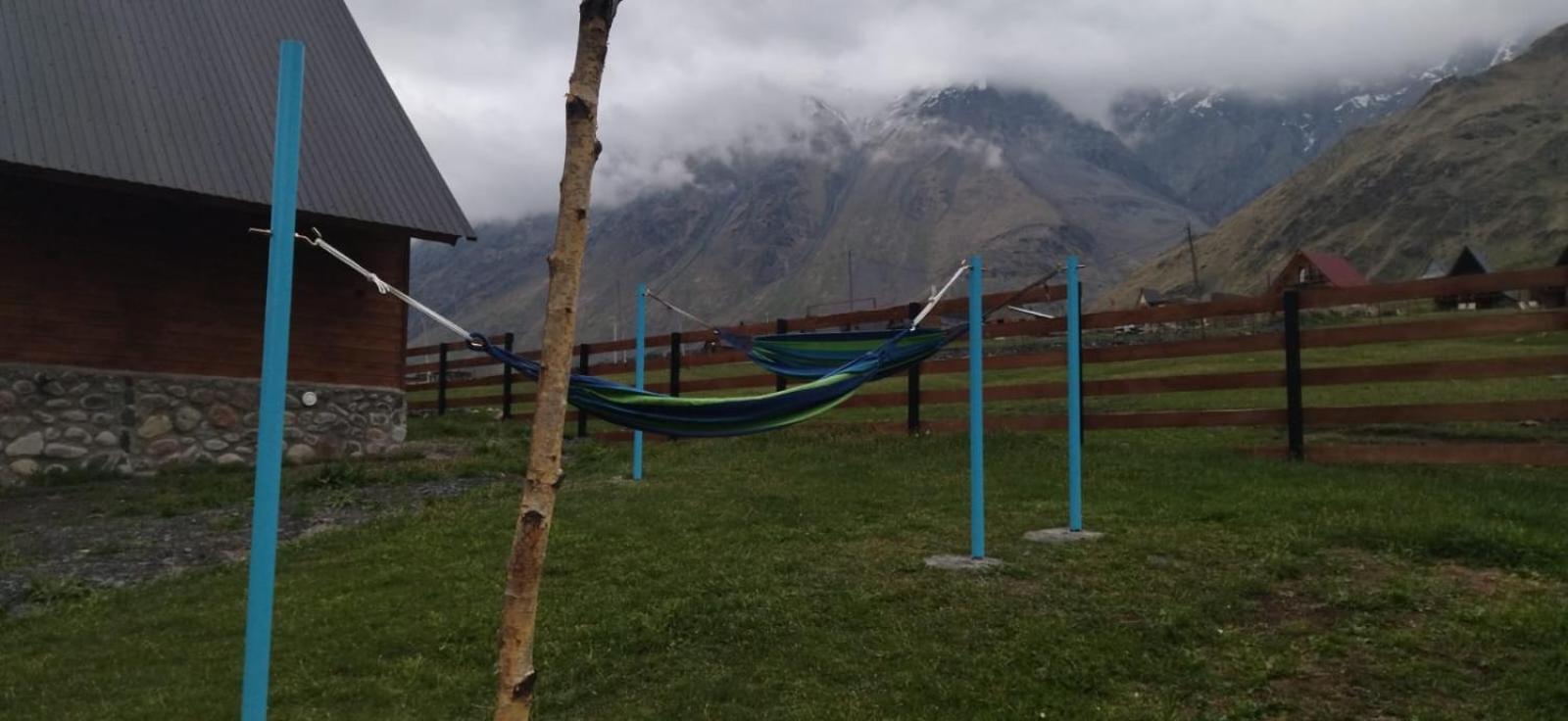 Cliffside Cottage Kazbegi Zewnętrze zdjęcie